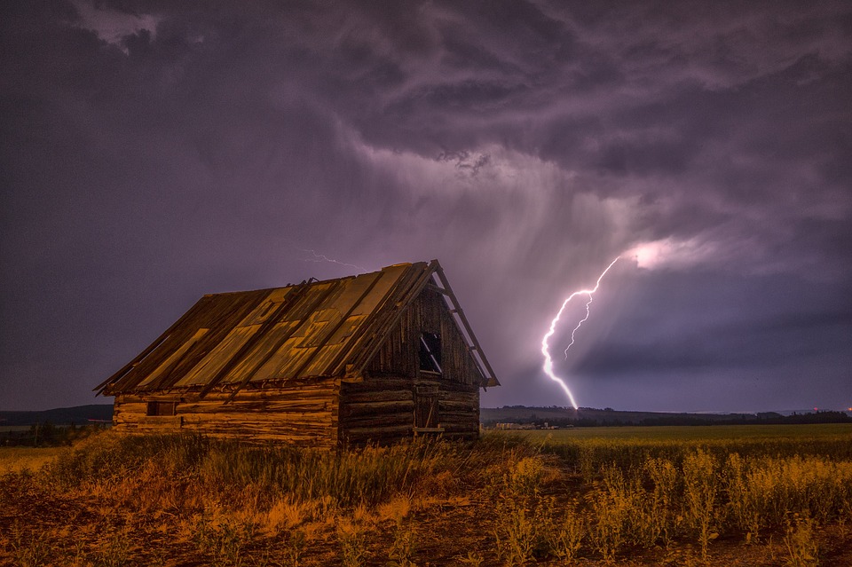 Lightning Safety in the Outdoors